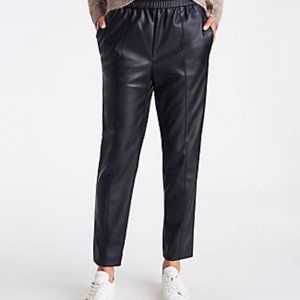 NWT Petite Faux Leather Pull On Ankle Pant